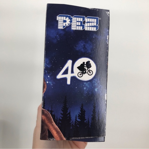 NIB E.T. 40th Anniversary Edition Set of 2 Mini Pez - Picture 5 of 6